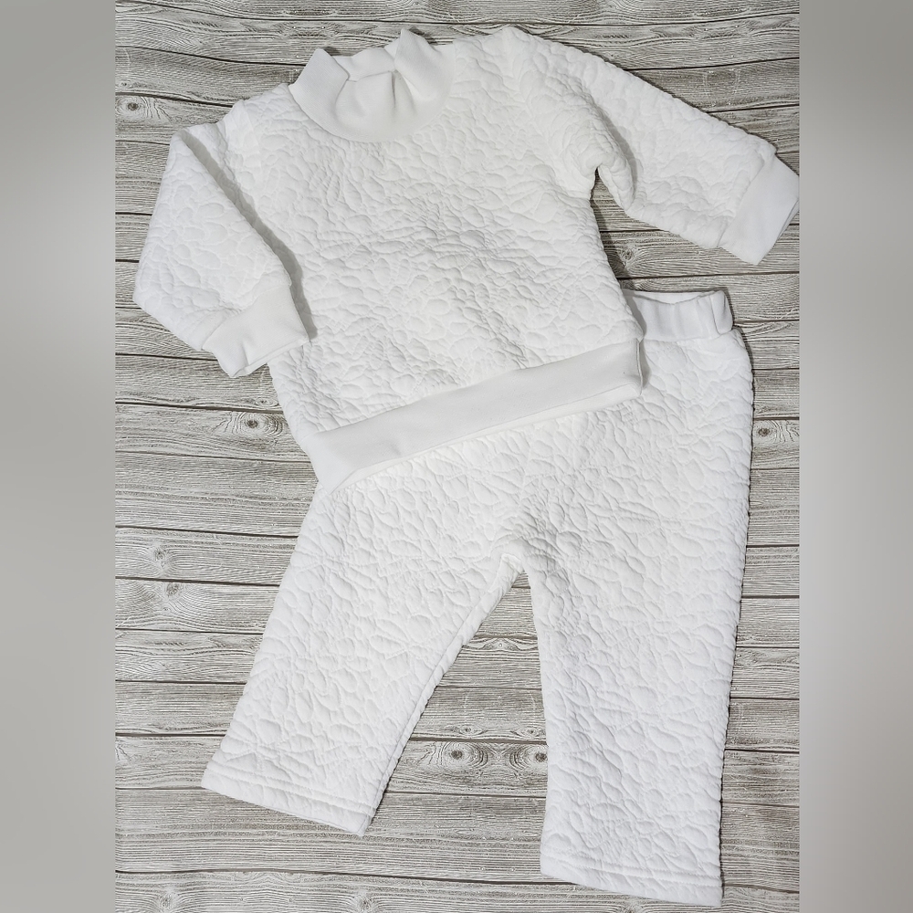 SHEIN BABY Quilted Sweatshirt and Pants Set 6-9 Months - New Without Tags
